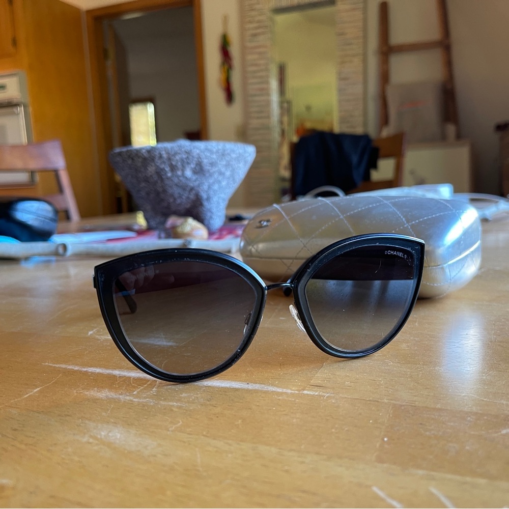 Chanel cat eye sunglasses and case